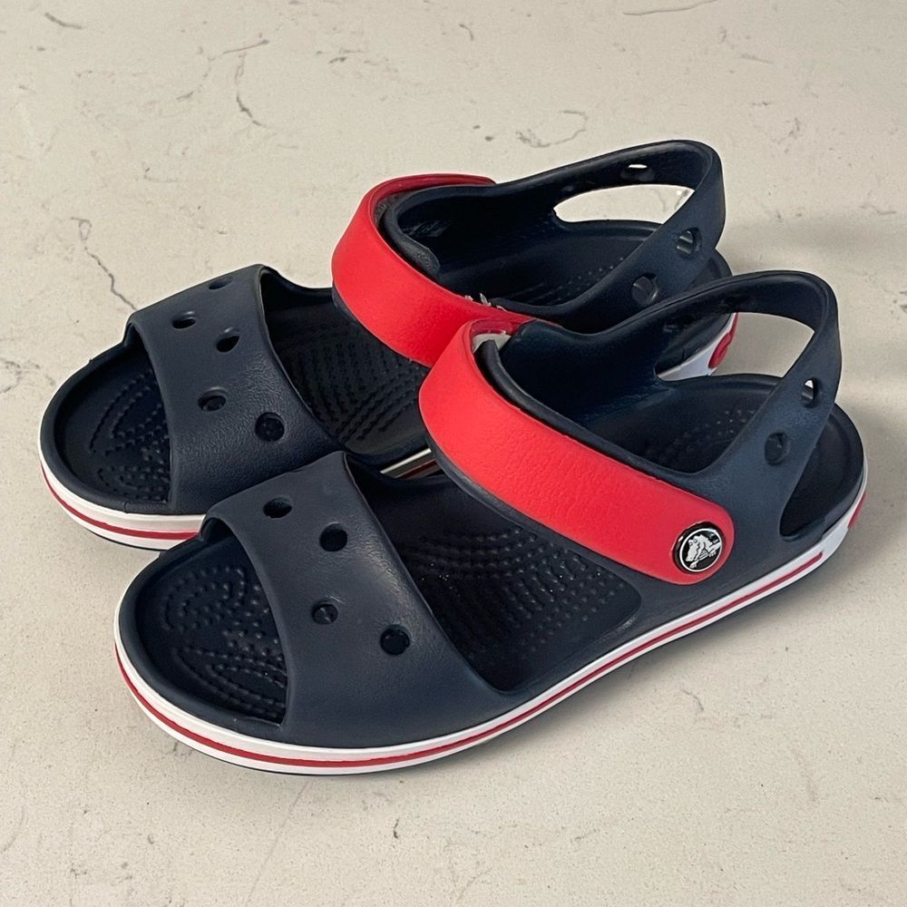 Toddler Crocband™ Cruiser Sandal
Sandals Navy / Varsity Red Size 11